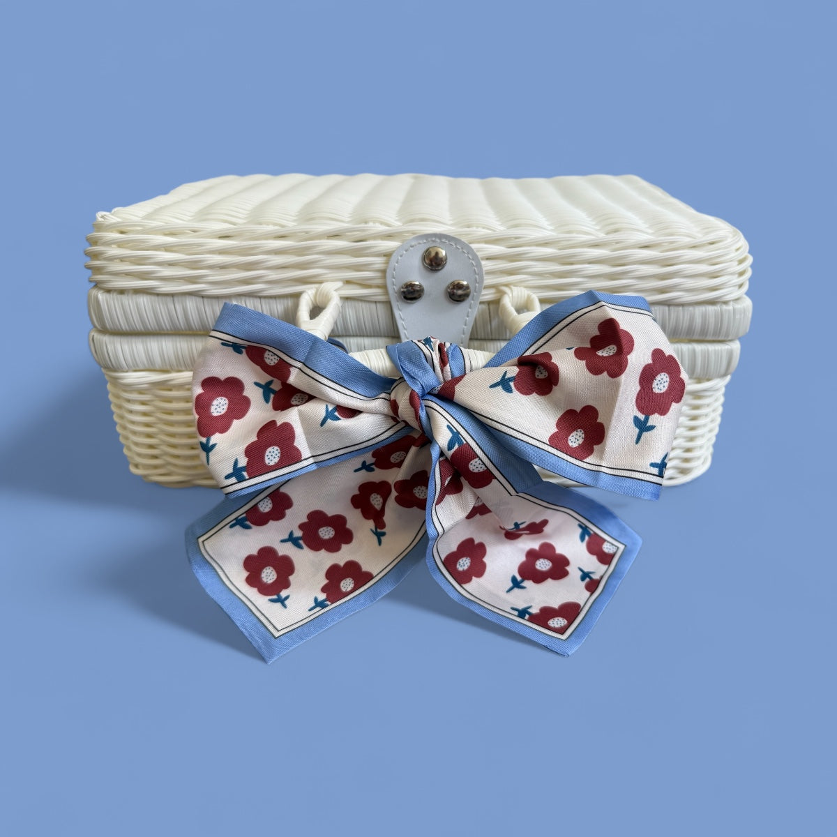 👶 Baby Wicker Suitcase Hamper