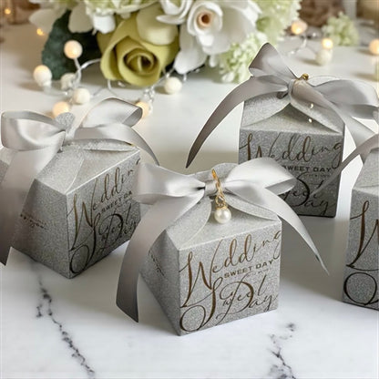 Romantic Wedding Favor Boxes- Sweet Treats or Mini Candles for Guests