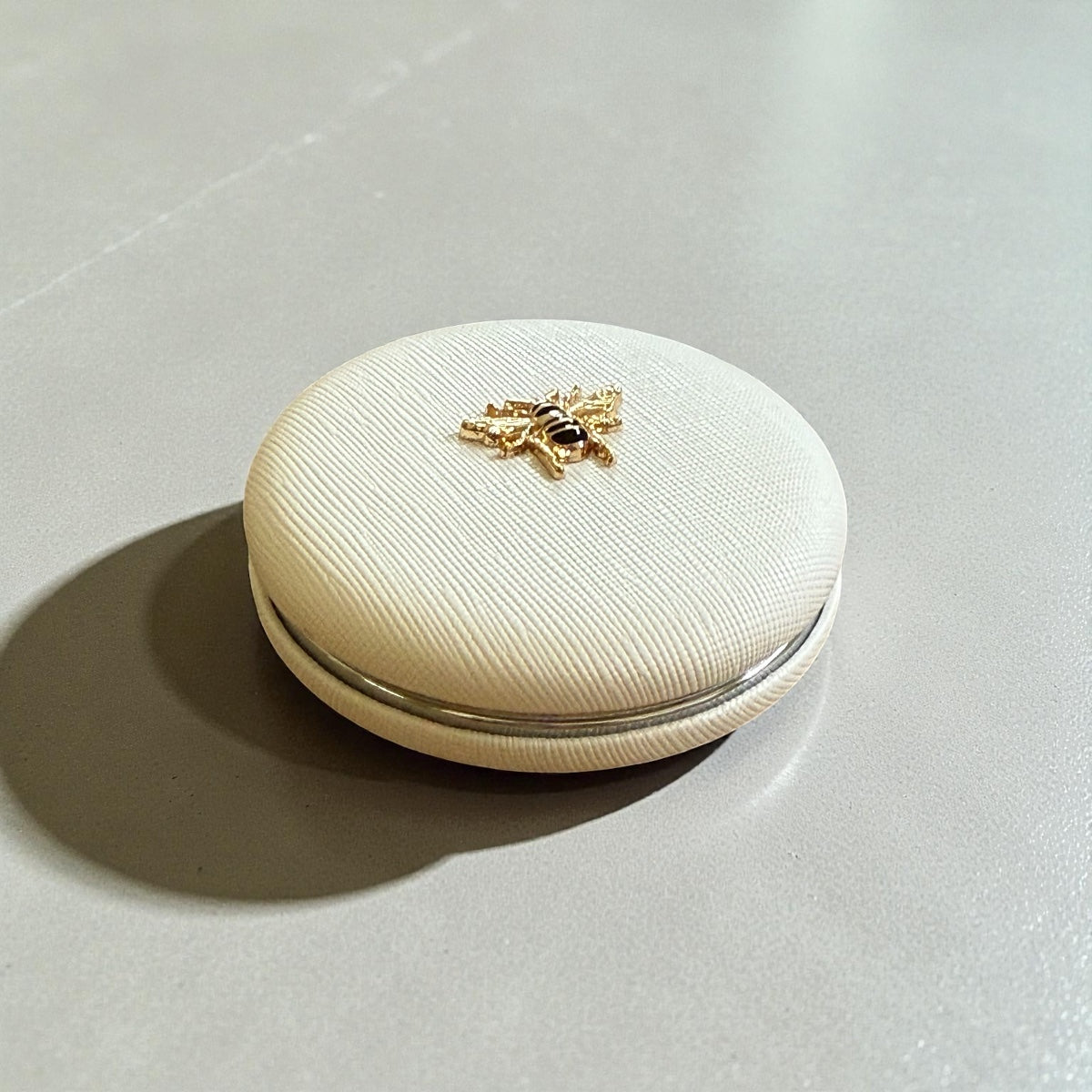 Perfect Dual-Sided Compact Mirror- 1x & 2x Magnification (Bee Emblem)