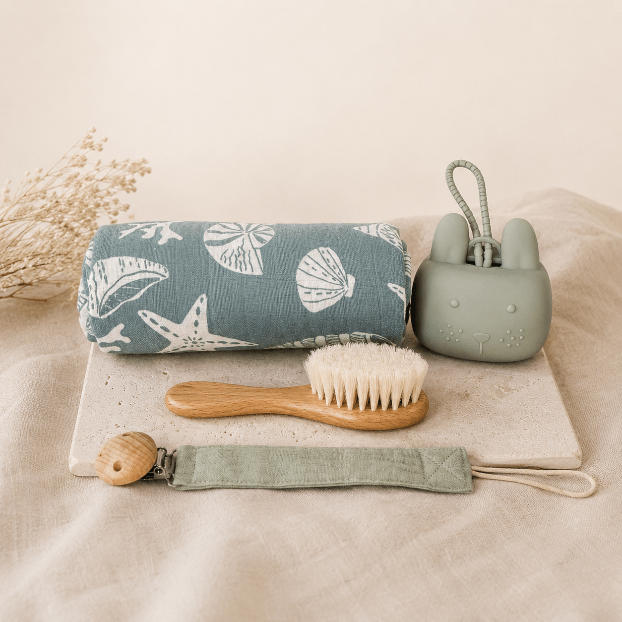 Mouse Heirloom Suitcase | Sage Edition - Wrap With Love