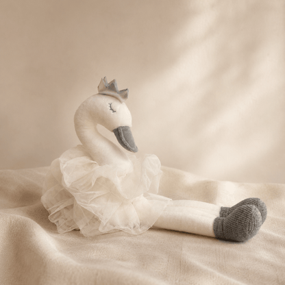 Swan Heirloom Suitcase | Ivory Edition - Wrap With Love