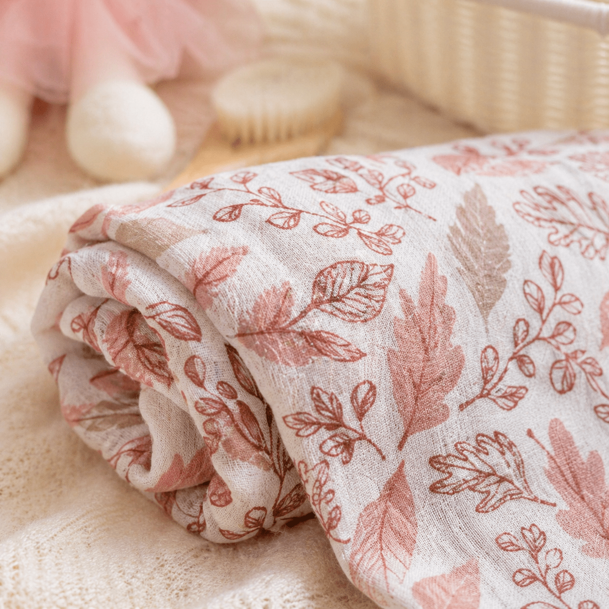 Swan Heirloom Suitcase | Pink Edition - Wrap With Love