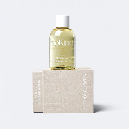 Velvet Droplets Nurturing Baby Bath Oil - Wrap With Love